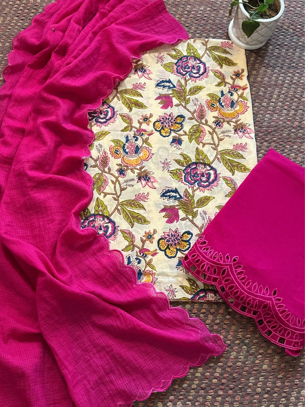 Pure Cotton Malmal Hand-blocked Fabric with Cutwork Bottom & Kota Doria Dupatta