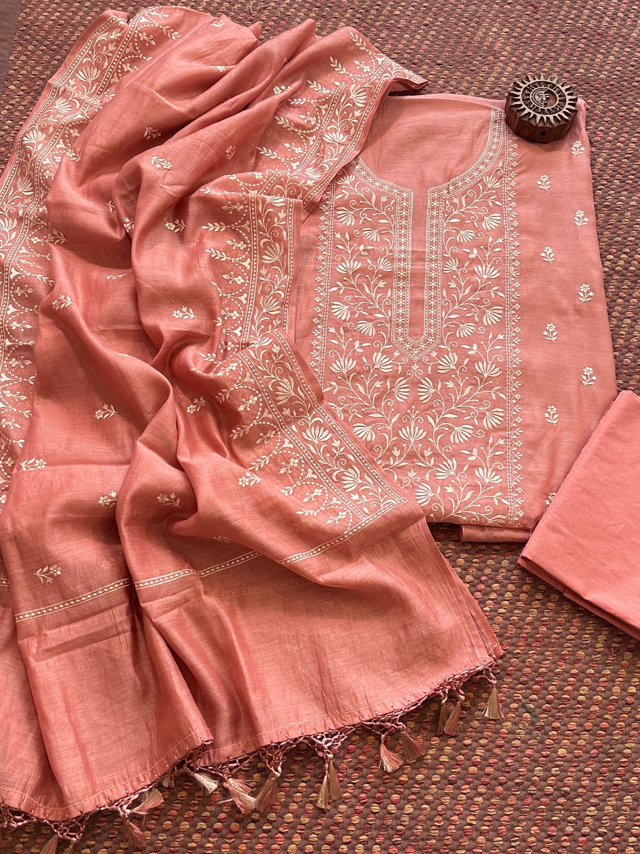 Malmal Maheshwari Silk Embroidered Unstitched Set