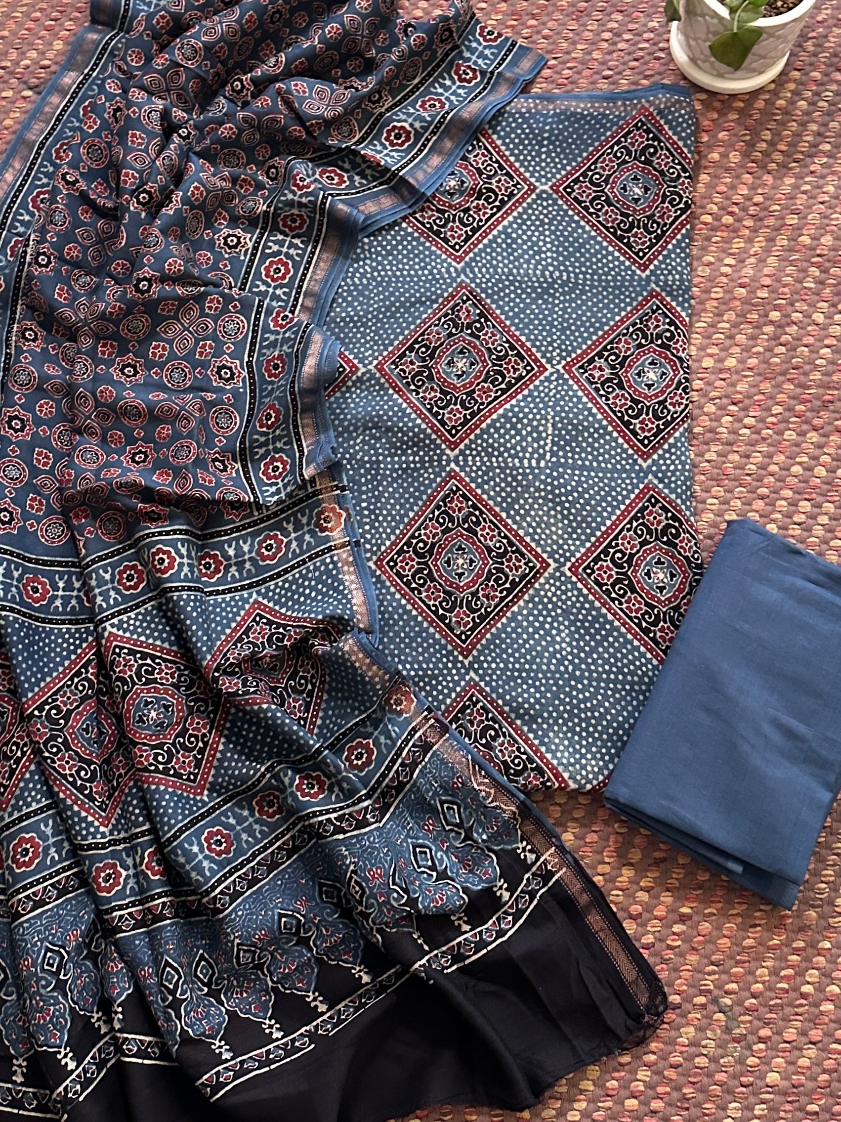Hand-blocked Ajrak Maheswari Silk Unstitched Set