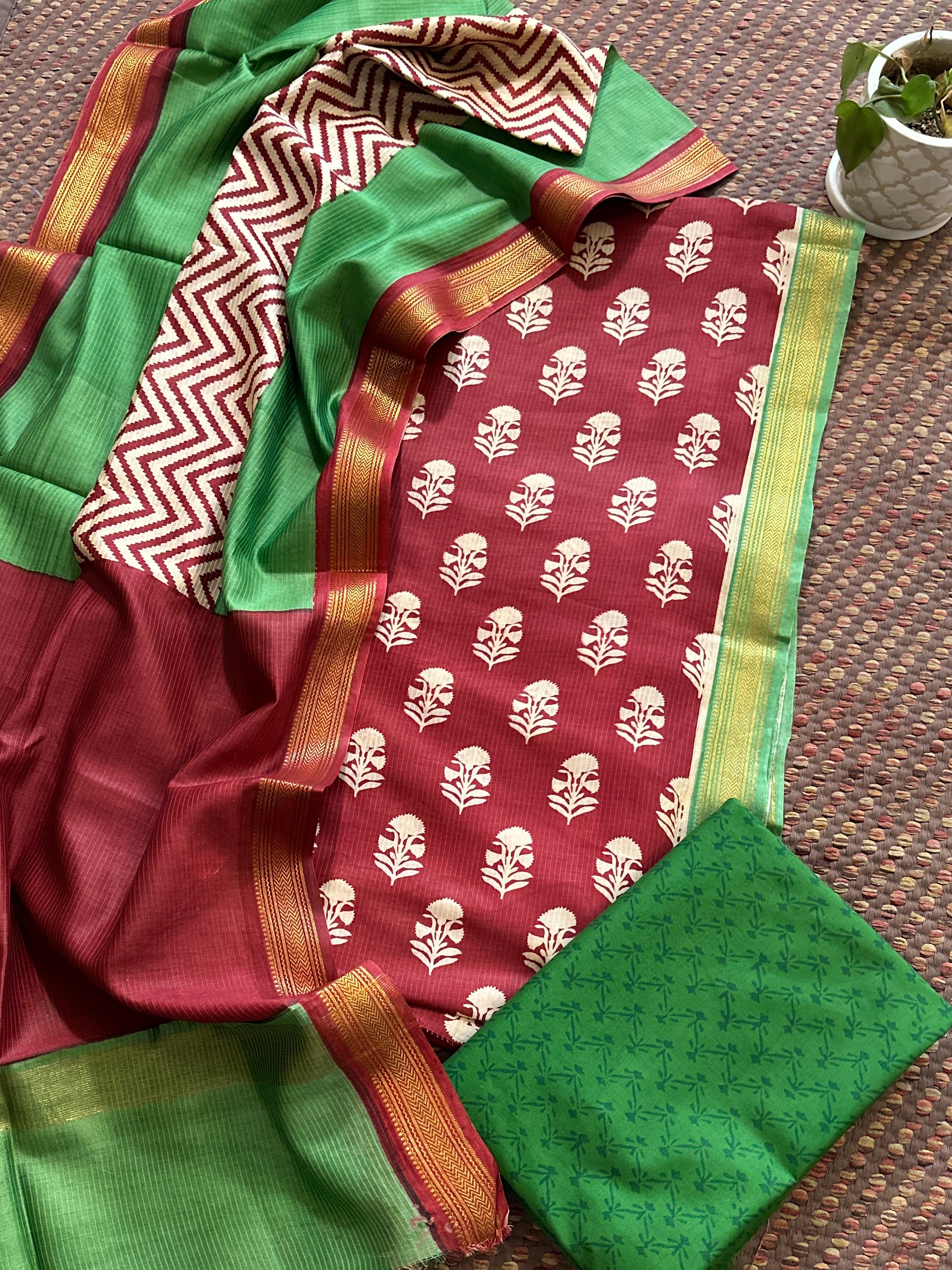 Maheshwari Silk Cotton Handblocked Set